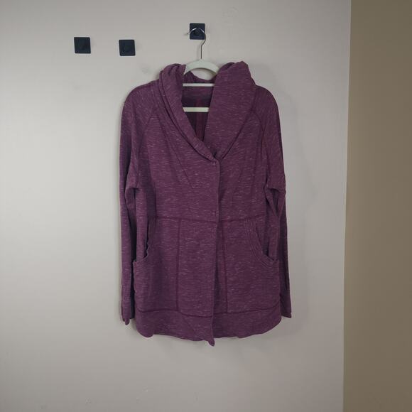 Lululemon Find Your Centre Wrap in Berry Size 8 - Picture 1 of 12